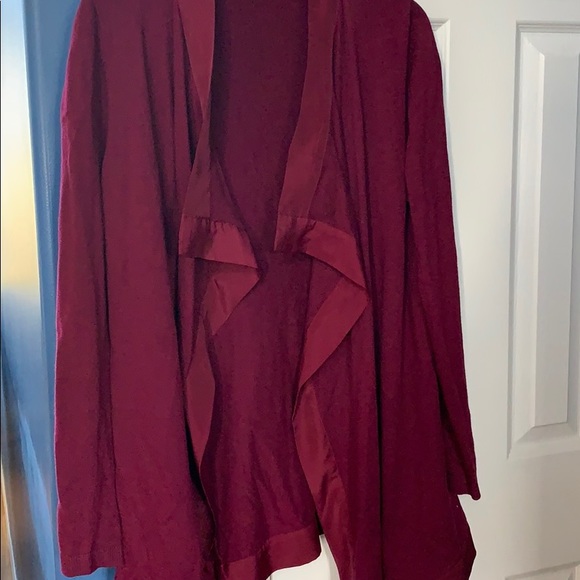 Skirt and cardigan - Picture 2 of 2